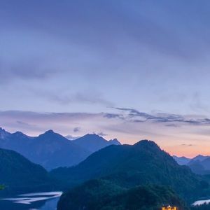 Meet your Posher, Lady